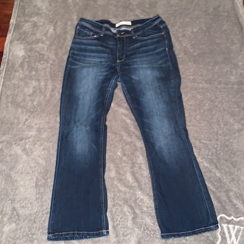 Women’s size 31/29 1/2 Payton buckle jeans.